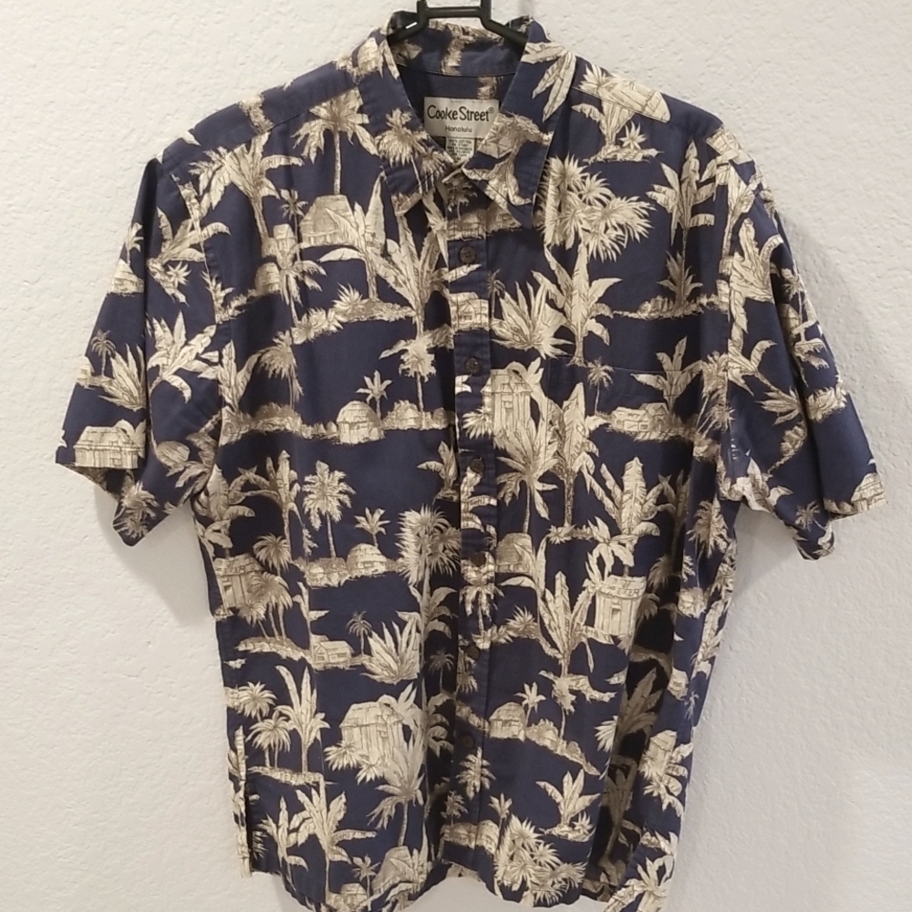 Cooke Street Honolulu men's shirt Medium, 100% cotton, made in Indonesia.